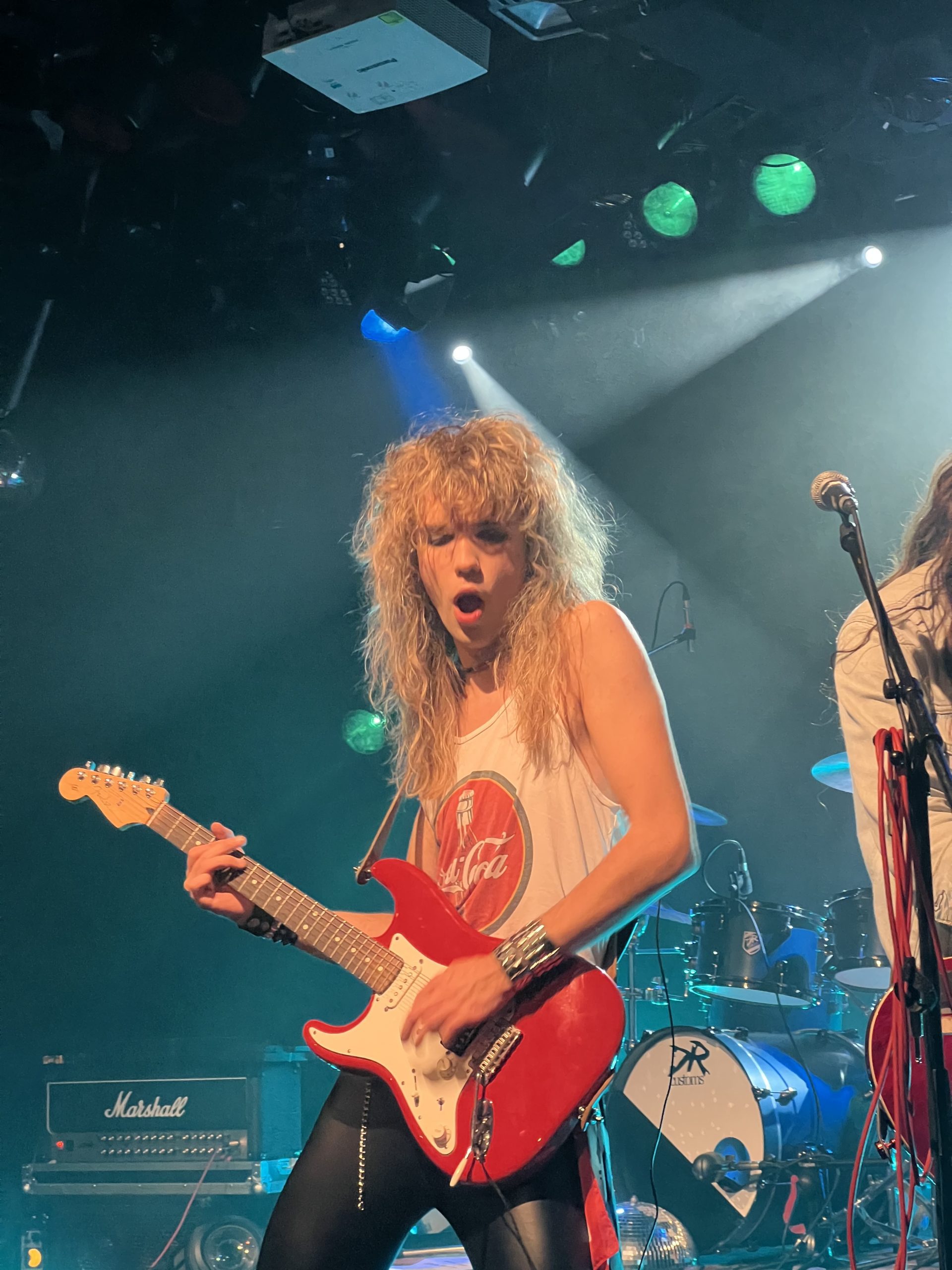 Die Band Showdown bei ihrem Auftritt auf dem SPH Music Masters