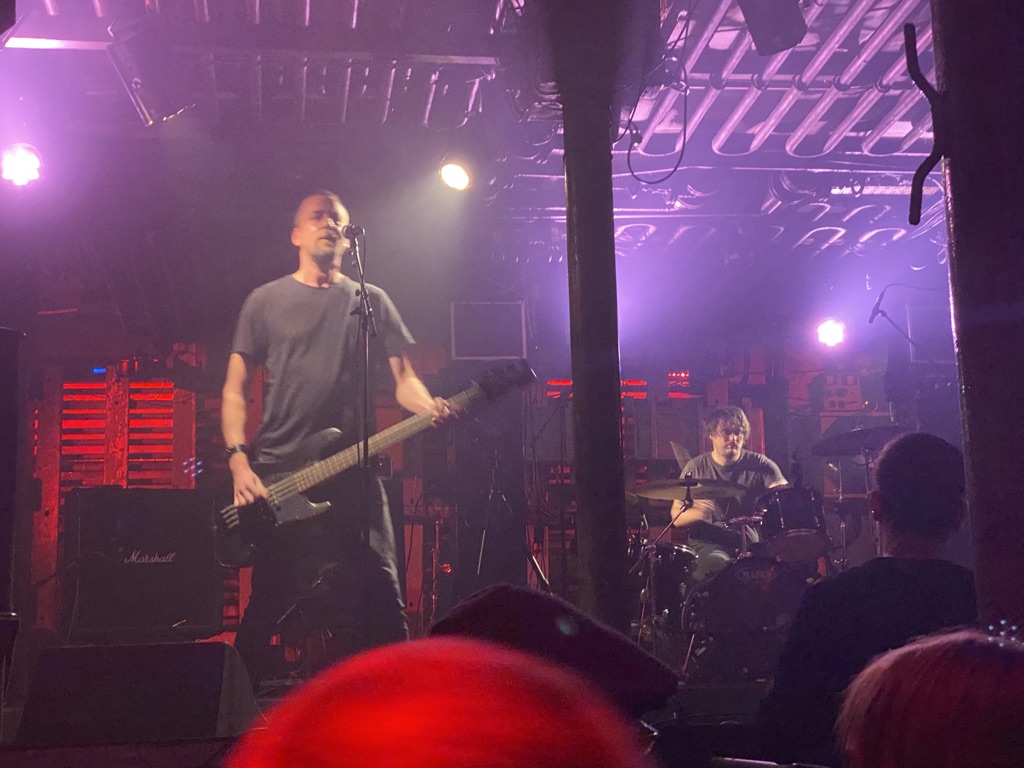 Die Band Kontrolle bei ihrem Auftritt in Hamburg
